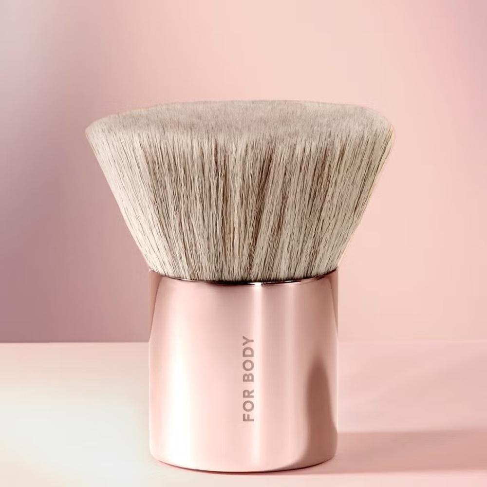 Body Brush - Picture 1 of 3